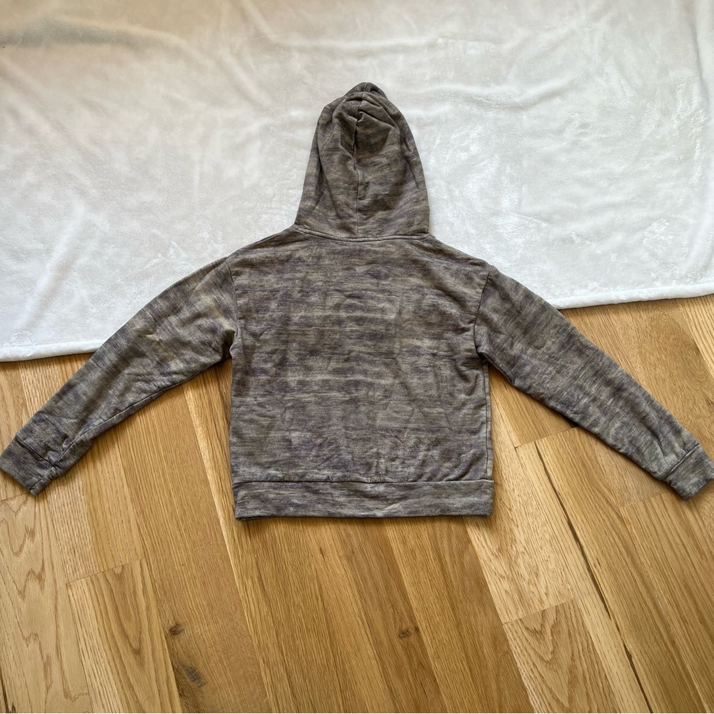 Alice + Olivia Barron Madonna & Child Art Hoodie Sweater XS NWT soft designer - Picture 11 of 12